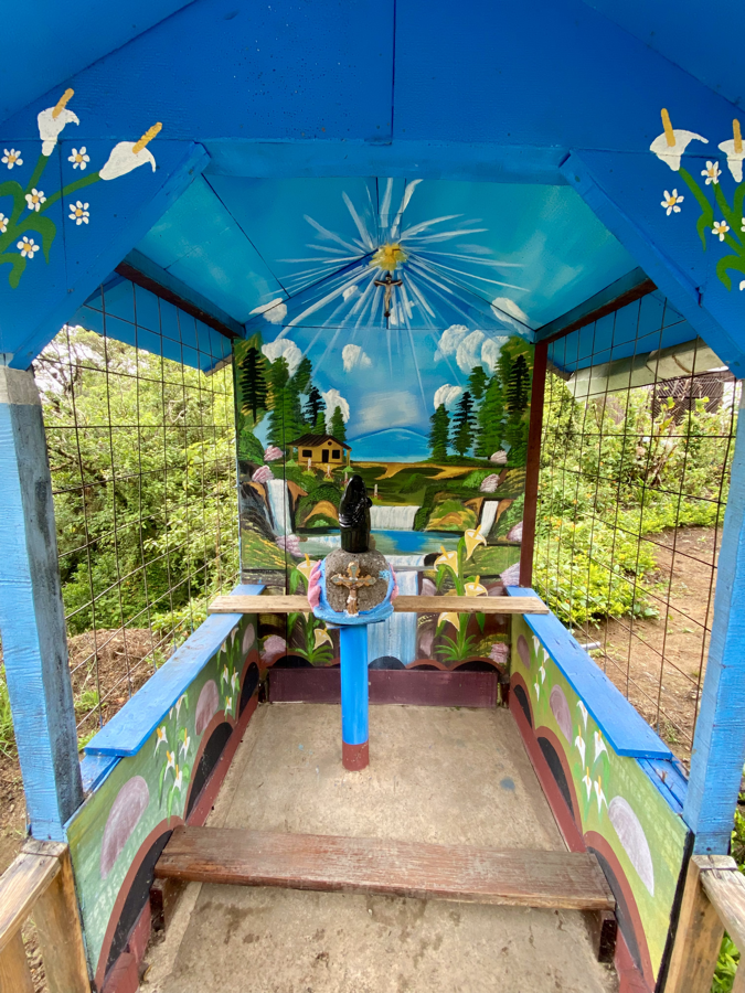 cr10 roadside shrine